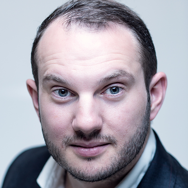 Marcus Farnsworth Baritone (c) Andy Staples 600x600px